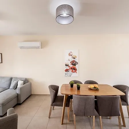 Mythical By Karma Apartment Paralimni