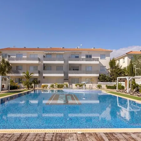 Apartment Mythical By Karma Paralimni