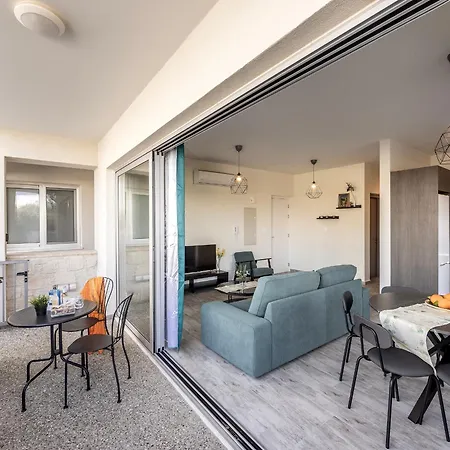 Lägenhet Mythical By Karma Paralimni