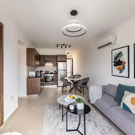 Mythical By Karma Lägenhet Paralimni