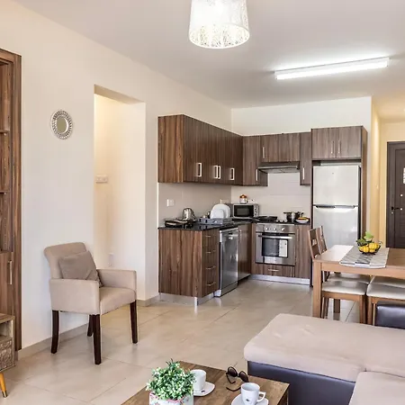 Mythical By Karma Παραλίμνι