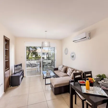 Mythical By Karma Lägenhet Paralimni